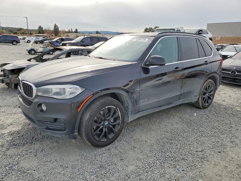 BMW X5 2015, VIN 5UXKR2C50F0H40370, 3/5