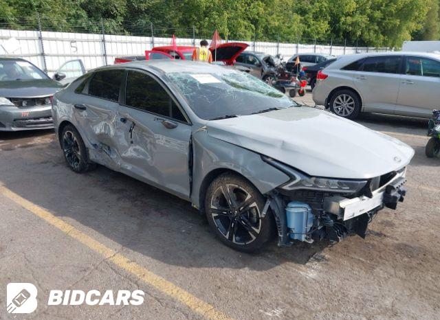 KIA K5 2021, VIN 5XXG64J22MG066980, 3/5