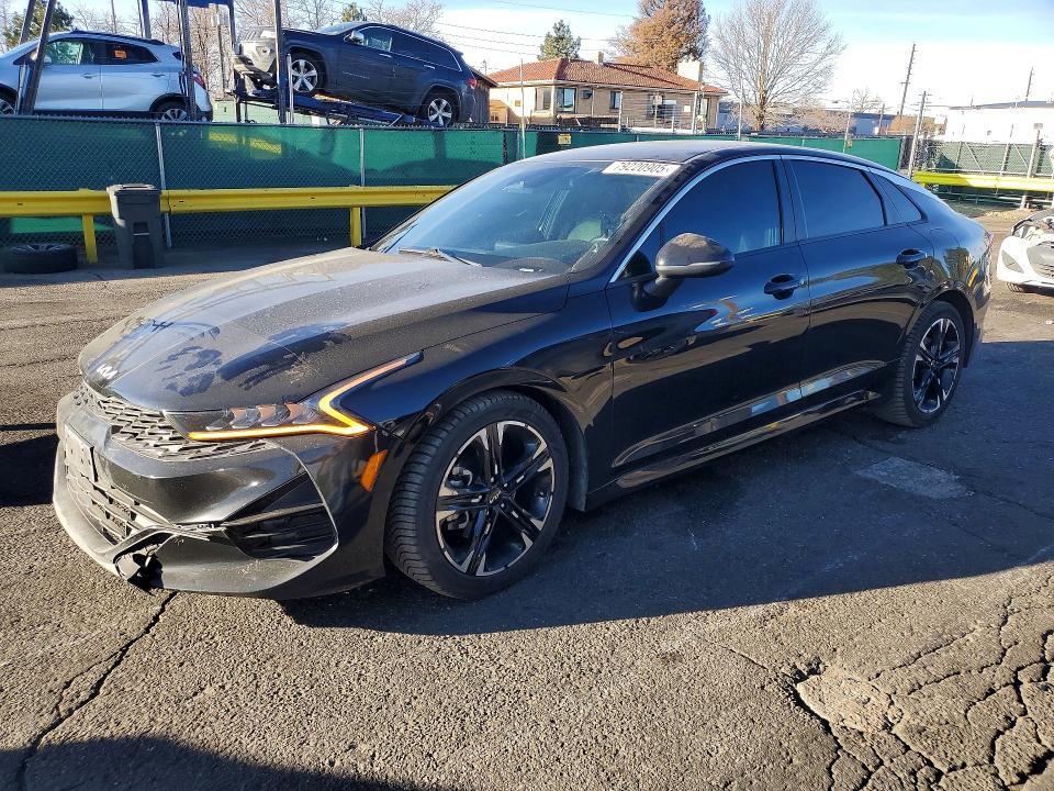 KIA K5 2021, VIN 5XXG64J27MG073701, 3/5