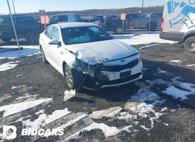 KIA Optima 2020, VIN 5XXGT4L33LG452126, 2/5