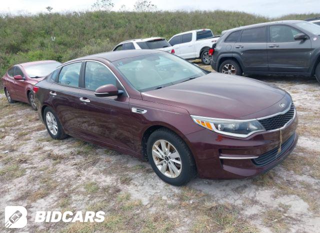 KIA Optima 2019, VIN 5XXGT4L36KG377663, 6/10