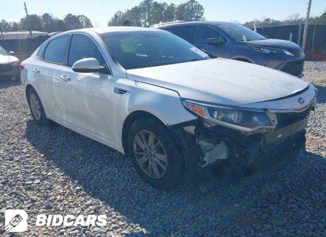 KIA Optima 2016, VIN 5XXGW4L23GG011780, 3/5