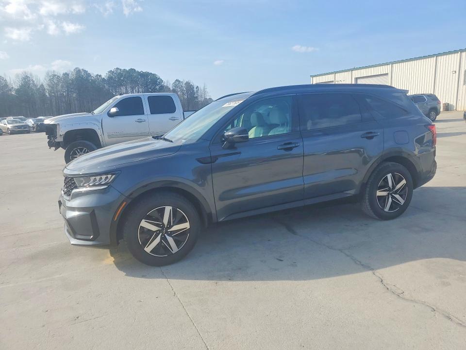 KIA Sorento 2022, VIN 5XYRLDLCXNG085345, 3/5