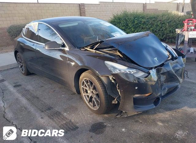 Tesla MODEL 3 2019, VIN 5YJ3E1EA2KF482500, 1/5