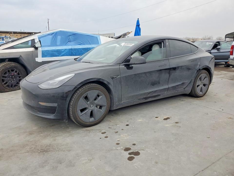Tesla Model 3 2023, VIN 5YJ3E1EA2PF670411, 3/5