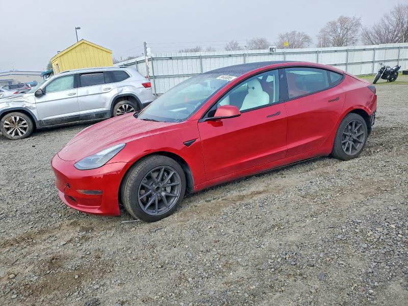 Tesla Model 3 2023, VIN 5YJ3E1EA2PF670411, 4/5