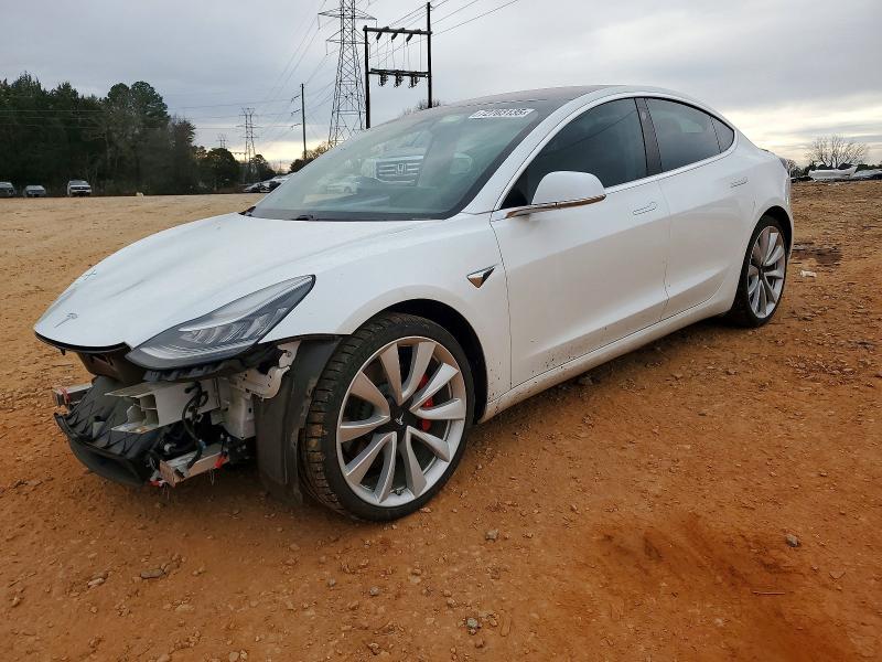 Tesla Model 3 2018, VIN 5YJ3E1EA3JF037682, 1/5