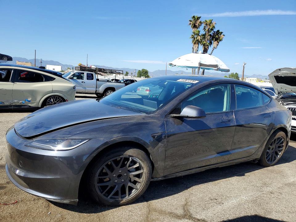 Tesla MODEL 3 2024, VIN 5YJ3E1EA4RF741577, 2/5