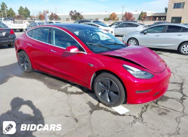 Tesla MODEL 3 2019, VIN 5YJ3E1EA7KF298735, 2/5