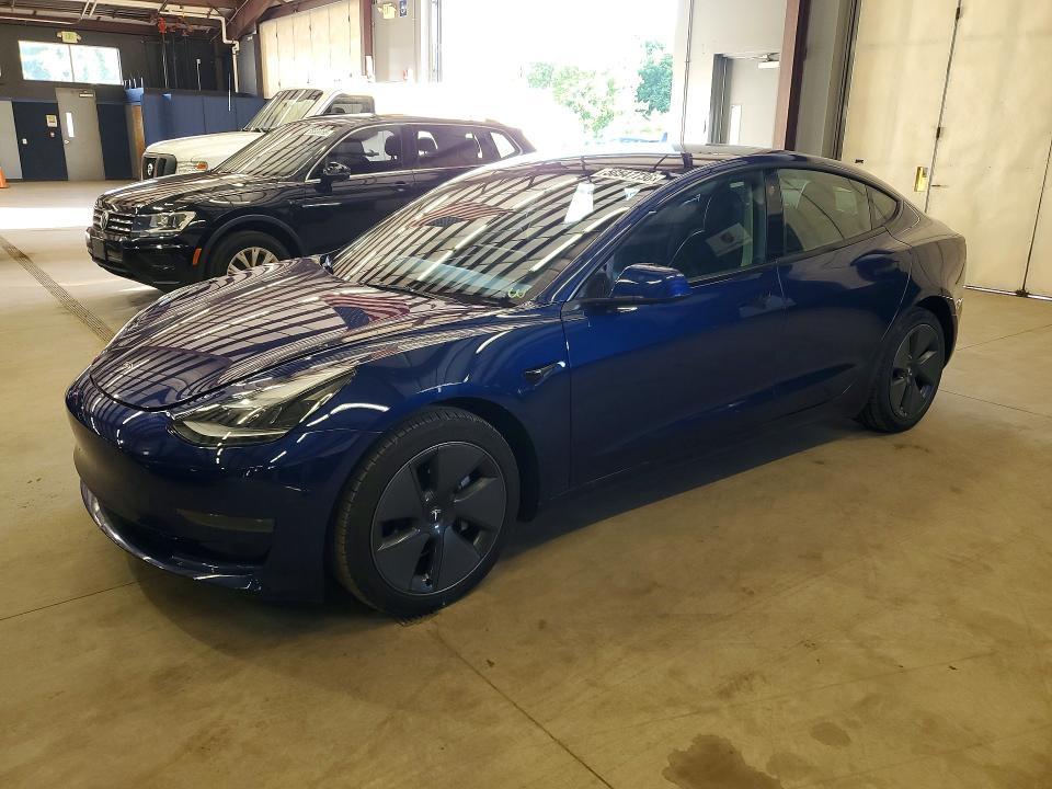 Tesla MODEL 3 2024, VIN 5YJ3E1EAXRF728770, 3/5