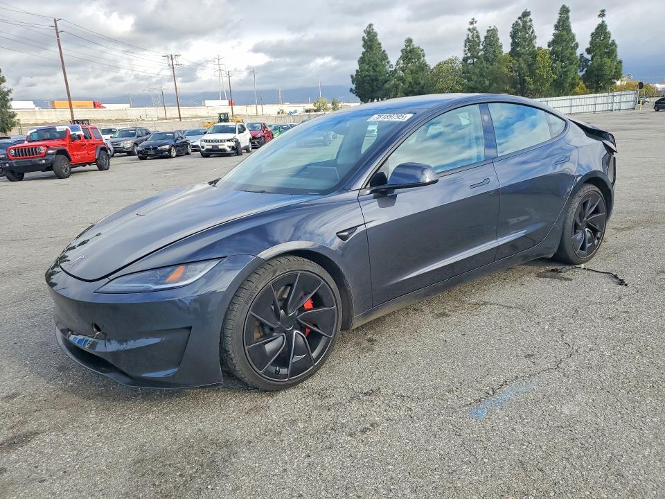 Tesla MODEL 3 2023, VIN 5YJ3E1EB1PF388754, 4/5