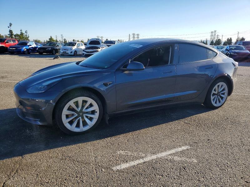 Tesla MODEL 3 2022, VIN 5YJ3E1EB6NF120778, 3/5
