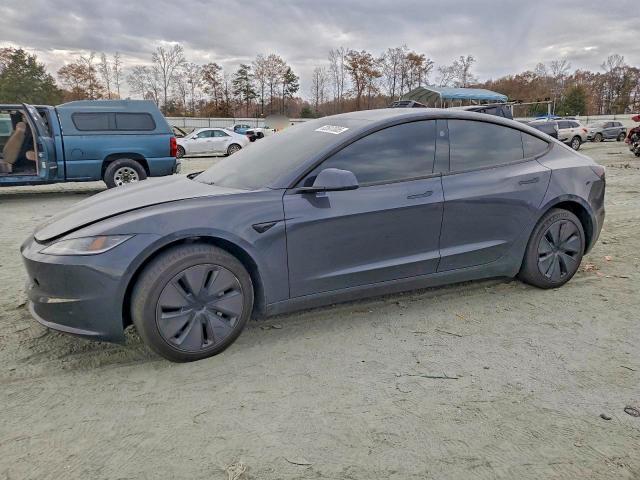 Tesla Model 3 2025, VIN 5YJ3E1EB6SF918760, 3/5