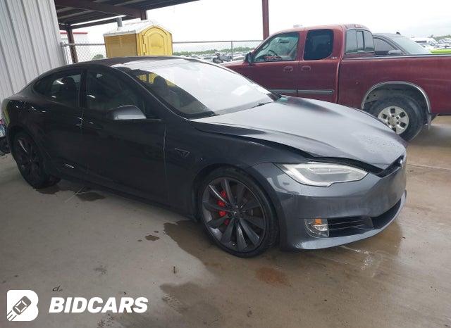 Tesla Model S 2017, VIN 5YJSA1E25HF186217, 2/5
