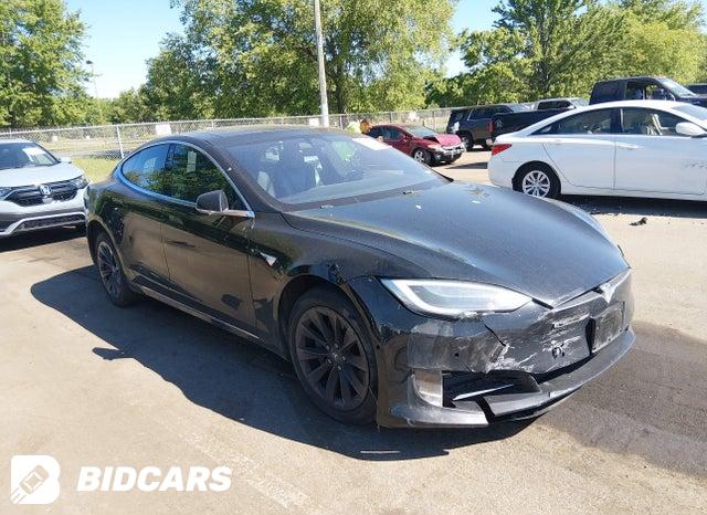 Tesla Model S 2017, VIN 5YJSA1E25HF186217, 3/5