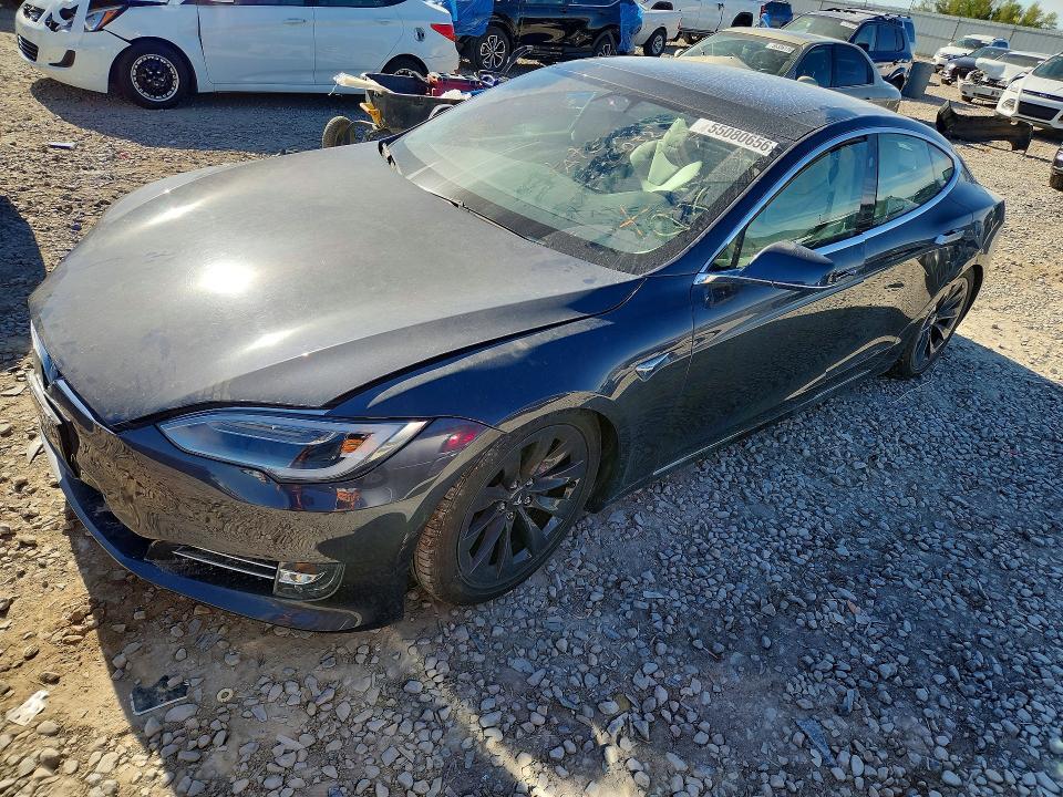 Tesla MODEL S 2019, VIN 5YJSA1E29KF305264, 2/5