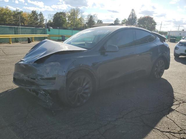 Tesla Model Y 2020, VIN 5YJYGDEE0LF048906, 3/5