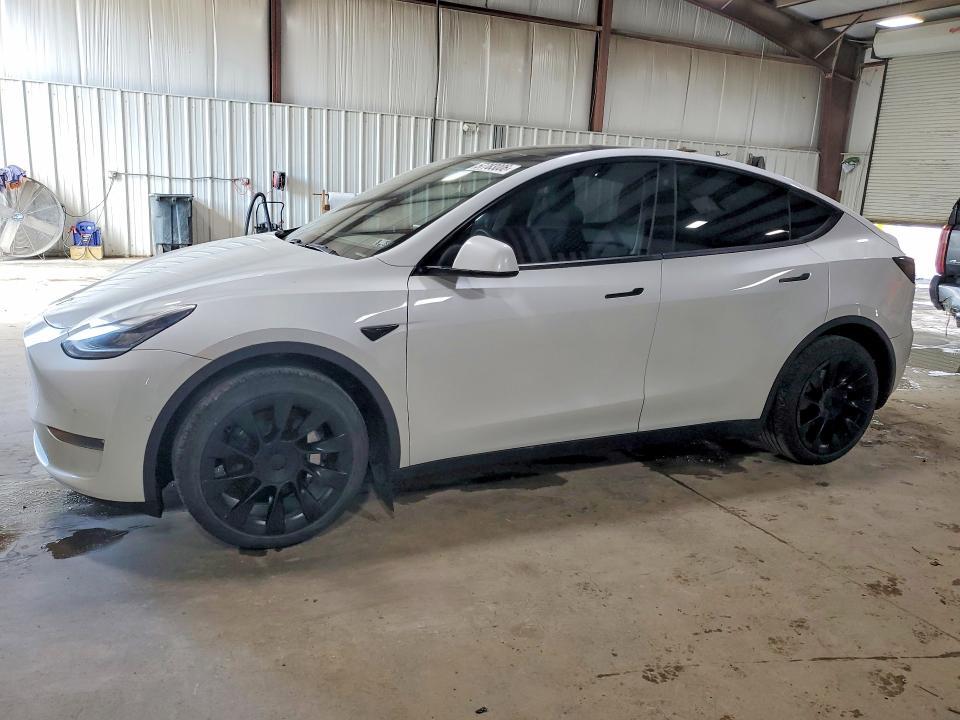 Tesla MODEL Y 2021, VIN 5YJYGDEE0MF192229, 1/5