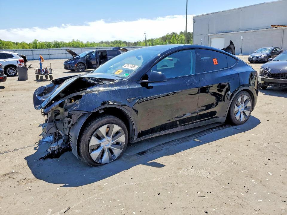 Tesla MODEL Y 2021, VIN 5YJYGDEF1MF252740, 1/5