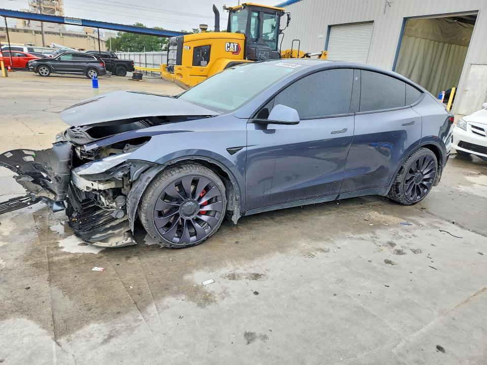 Tesla MODEL Y 2020, VIN 5YJYGDEF7LF002420, 1/5