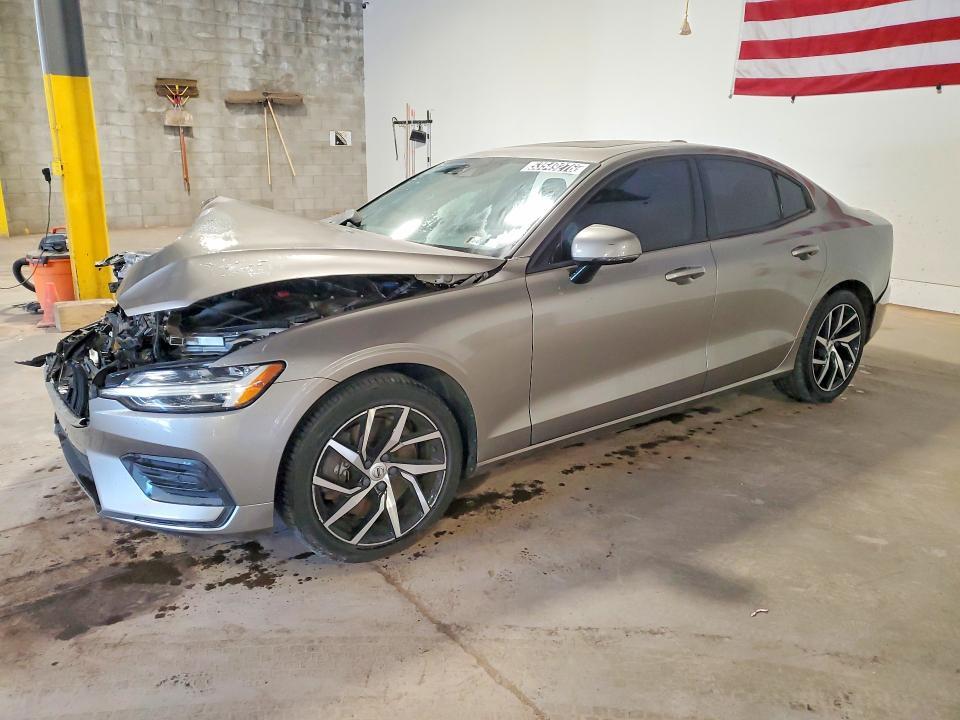 Volvo S60 2019, VIN 7JR102FK2KG010159, 4/5