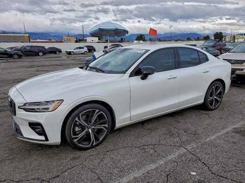 Volvo S60 2024, VIN 7JRL12FK0RG298392, 2/5