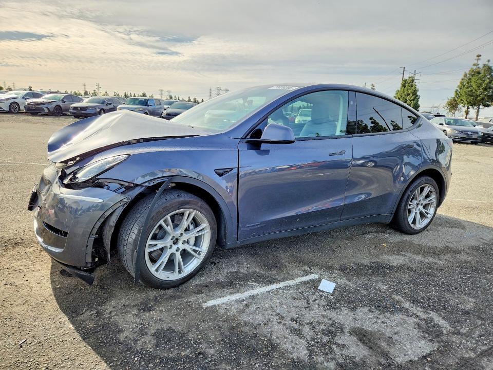 Tesla MODEL Y 2023, VIN 7SAYGDEE4PA184526, 5/5