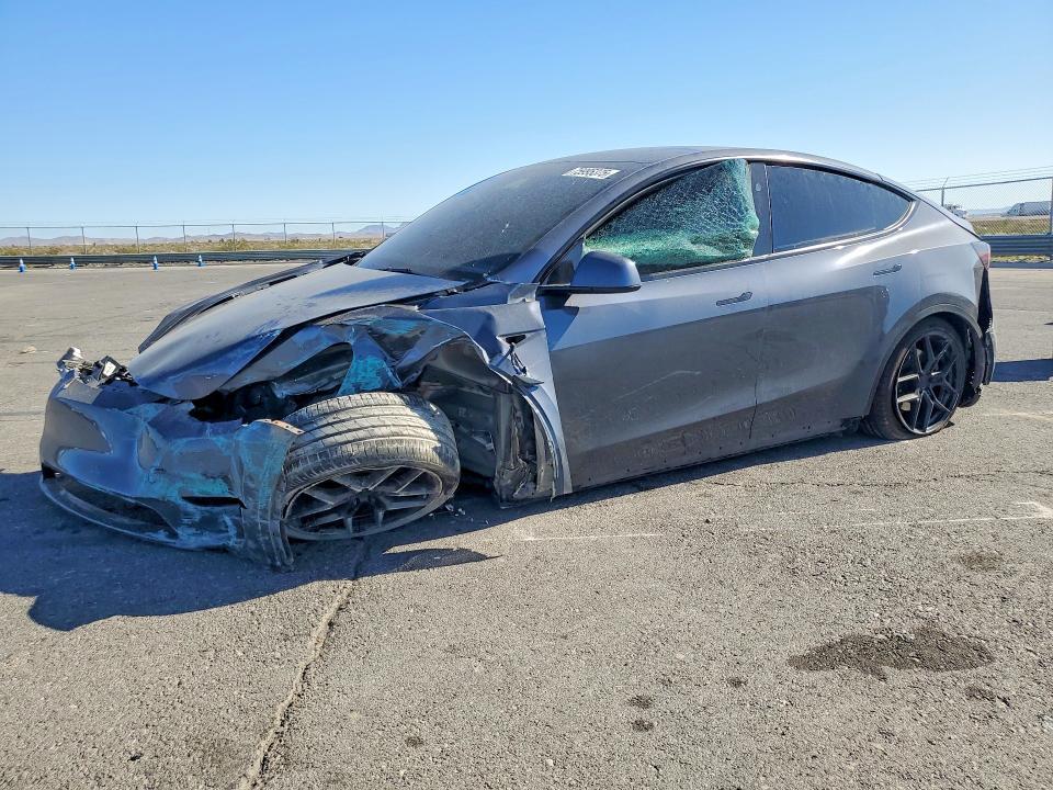 Tesla MODEL Y 2023, VIN 7SAYGDEE5PF593427, 4/5