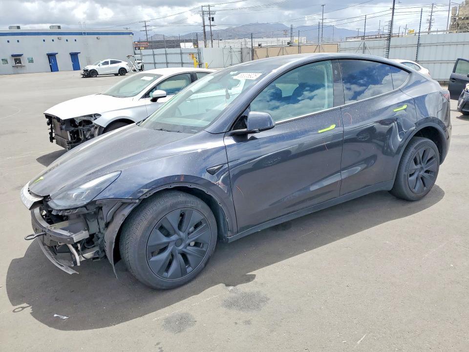 Tesla Model Y 2024, VIN 7SAYGDEE8RA234511, 1/5