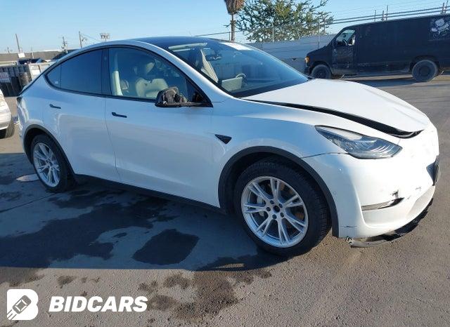 Tesla MODEL Y 2023, VIN 7SAYGDEF9PF874123, 1/5