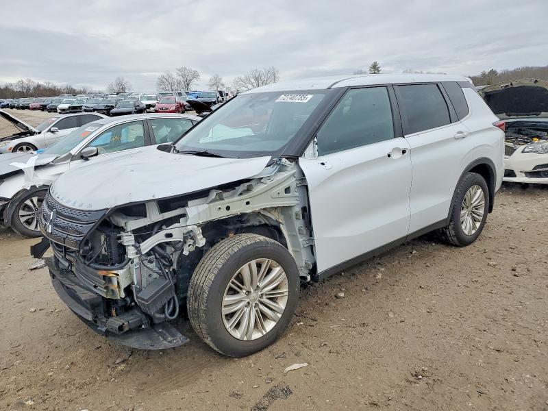 Mitsubishi Outlander 2022, VIN JA4APUAU9NU013932, 2/11