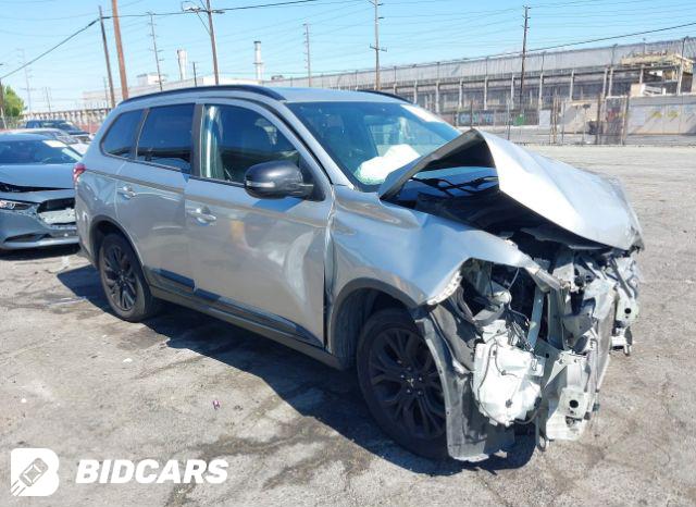 Mitsubishi Outlander 2019, VIN JA4AR3AU5KU028475, 3/5
