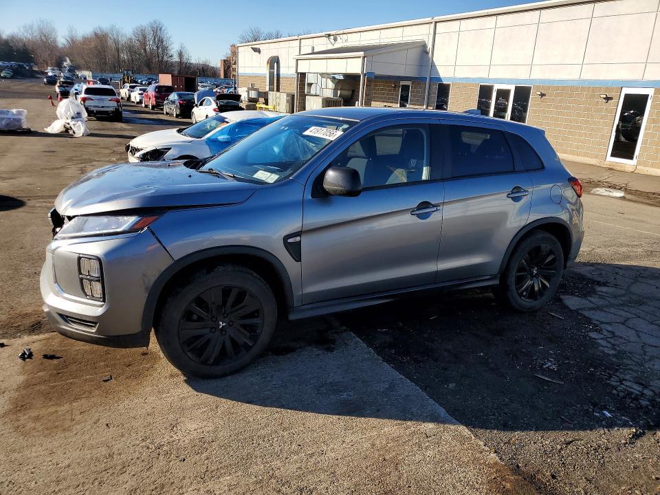 Mitsubishi Outlander 2022, VIN JA4ARUAU2NU023146, 4/5