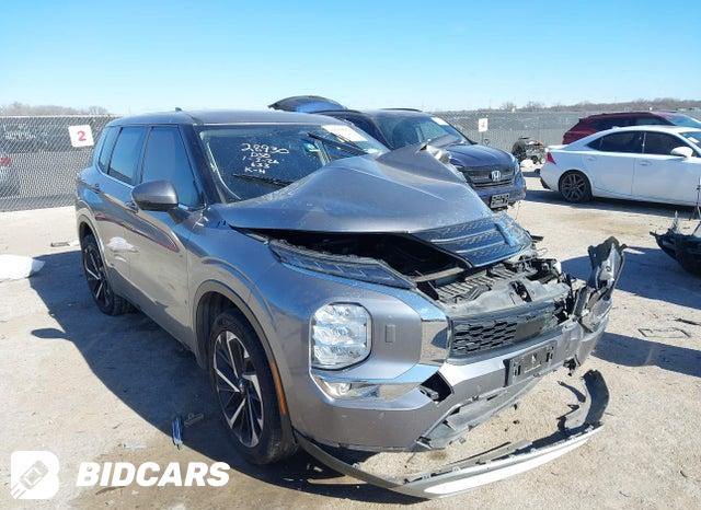 Mitsubishi Outlander 2023, VIN JA4ARUAU3PU014331, 2/5