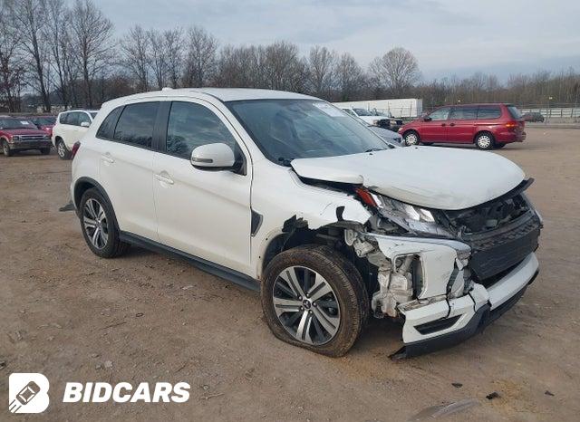 Mitsubishi Outlander 2022, VIN JA4ARUAU5NU023576, 2/5