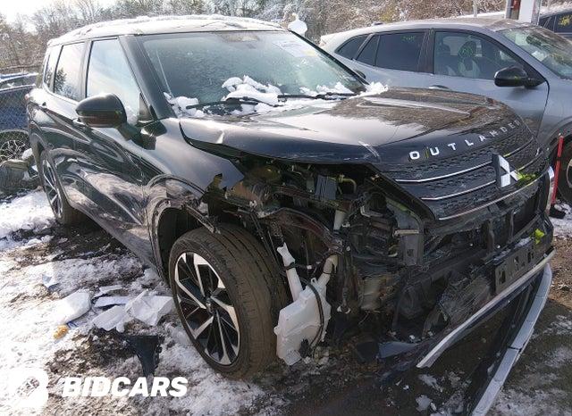 Mitsubishi Outlander 2022, VIN JA4ARUAU7NU009372, 2/5