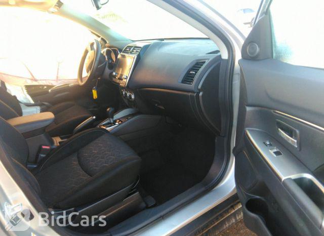Mitsubishi Outlander 2021, VIN JA4ARUAUXMU014290, 5/5