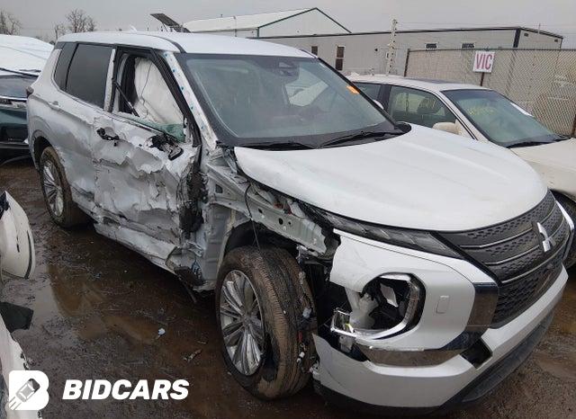 Mitsubishi Outlander 2023, VIN JA4J4UA89PZ040744, 2/5