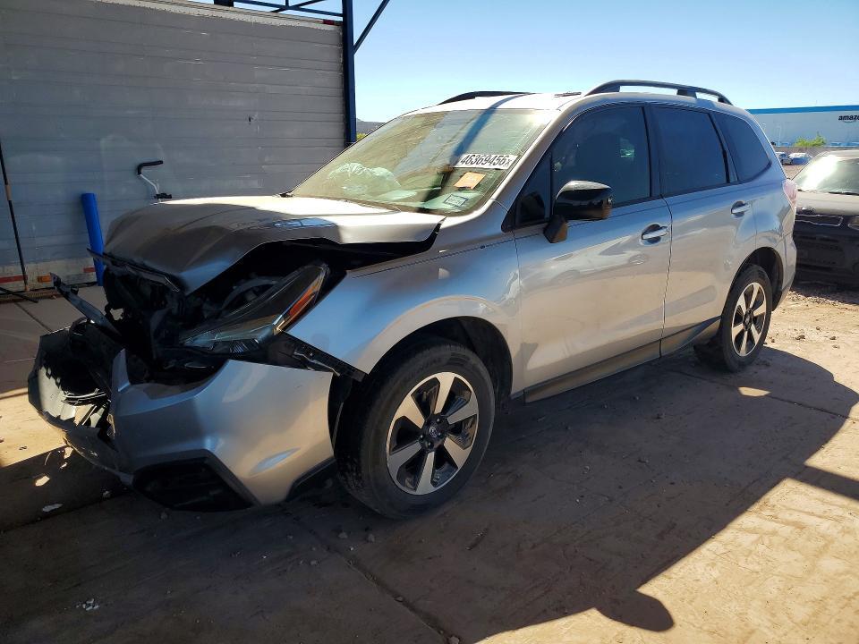 Subaru Forester 2017, VIN JF2SJABC8HH485571, 3/5