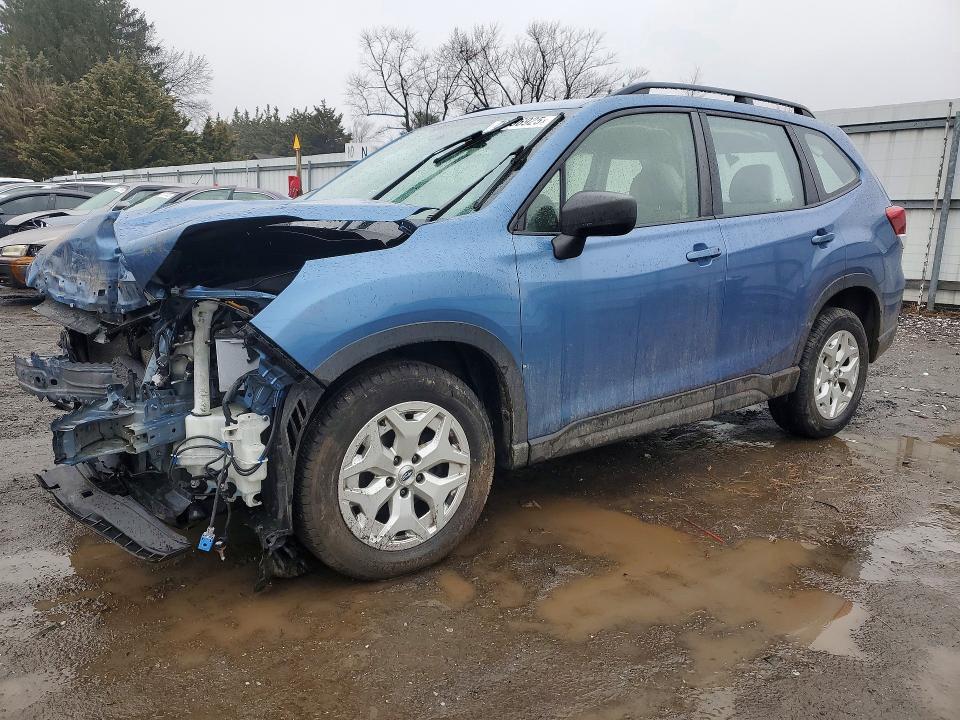 Subaru Forester 2018, VIN JF2SJAGC4JH407917, 1/5
