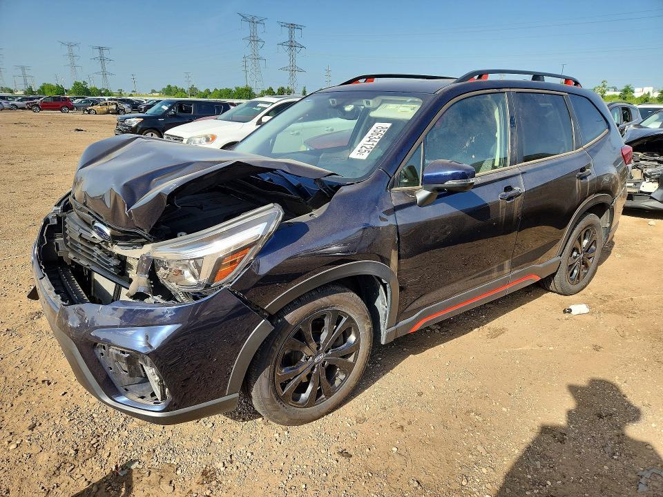 Subaru Forester 2018, VIN JF2SJAGC4JH407917, 3/5