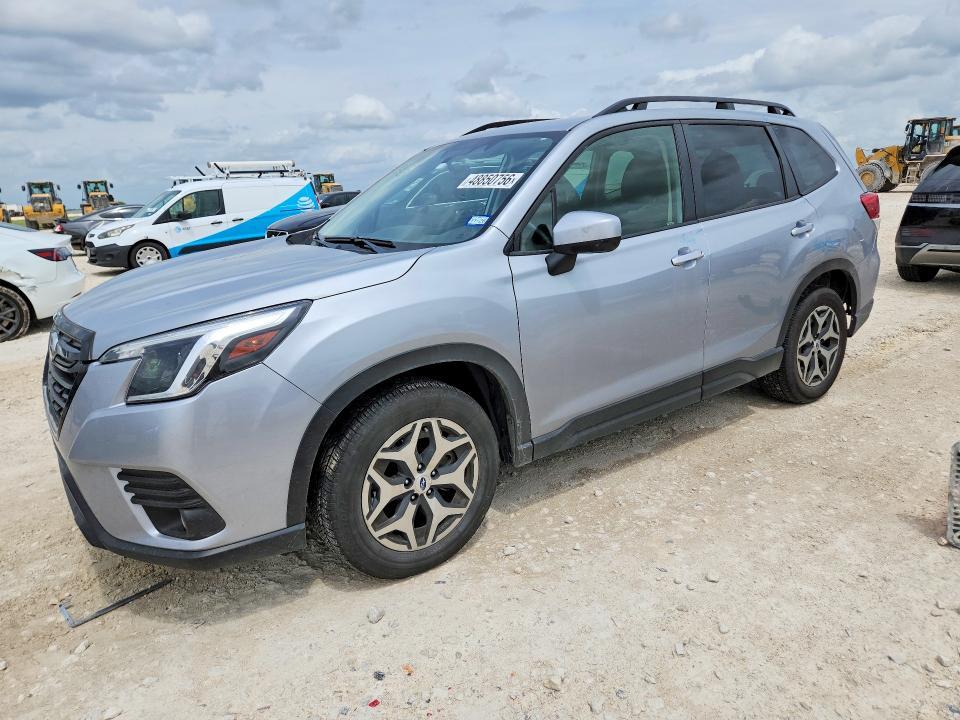 Subaru Forester 2023, VIN JF2SKAEC1PH515792, 3/5
