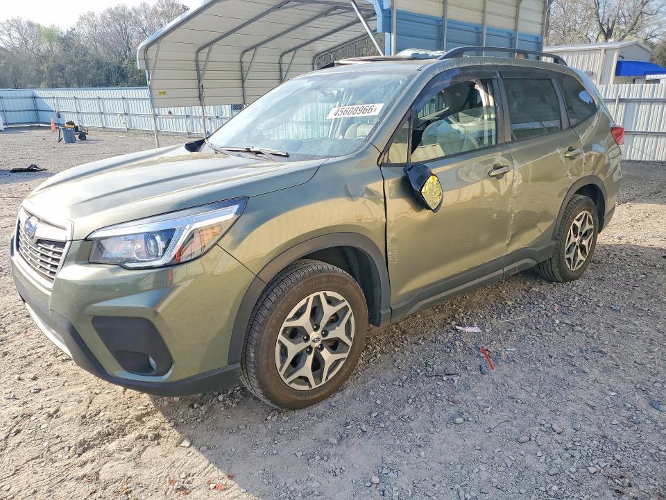 Subaru Forester 2021, VIN JF2SKAFC3MH527288, 1/5