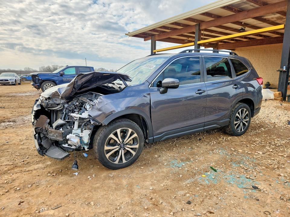 Subaru Forester 2021, VIN JF2SKAFC3MH545824, 3/5