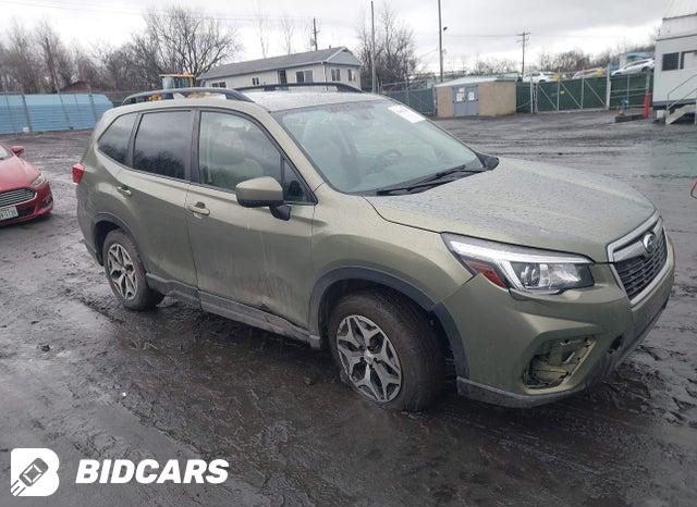 Subaru Forester 2020, VIN JF2SKAJC2LH584751, 2/5