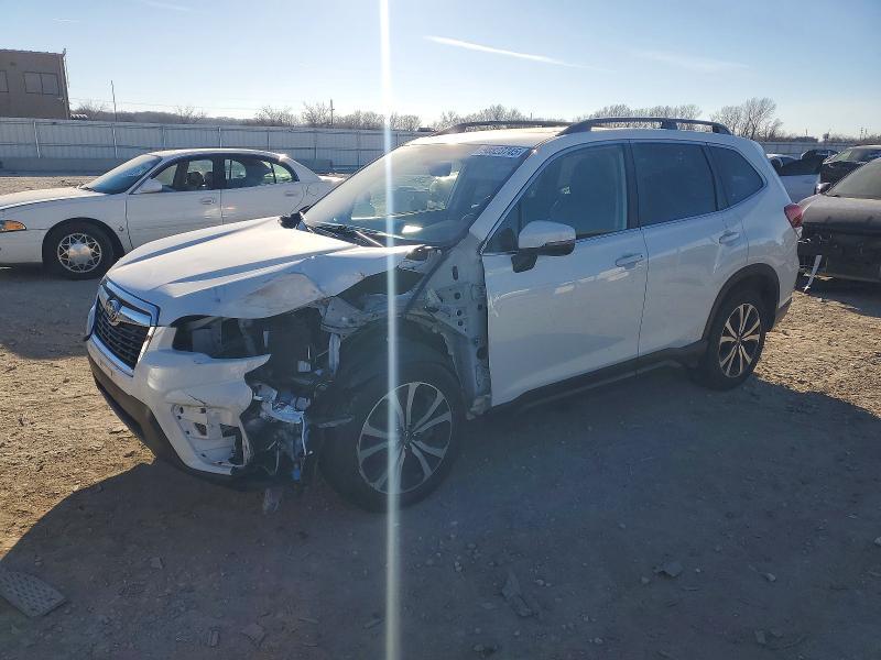 Subaru Forester 2021, VIN JF2SKAJCXMH406524, 2/5
