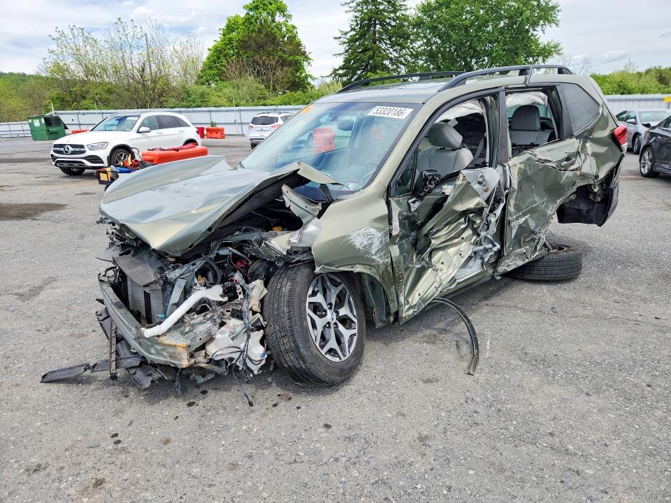 Subaru Forester 2021, VIN JF2SKARC3MH515881, 3/5