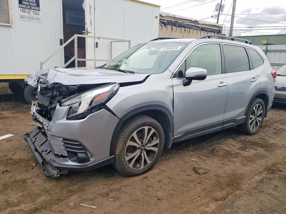 Subaru Forester 2022, VIN JF2SKARC8NH461284, 3/5