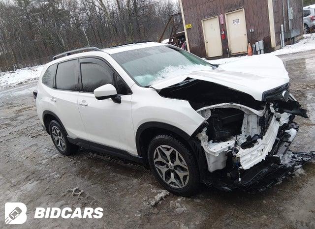 Subaru Forester 2020, VIN JF2SKAUC1LH517831, 2/5