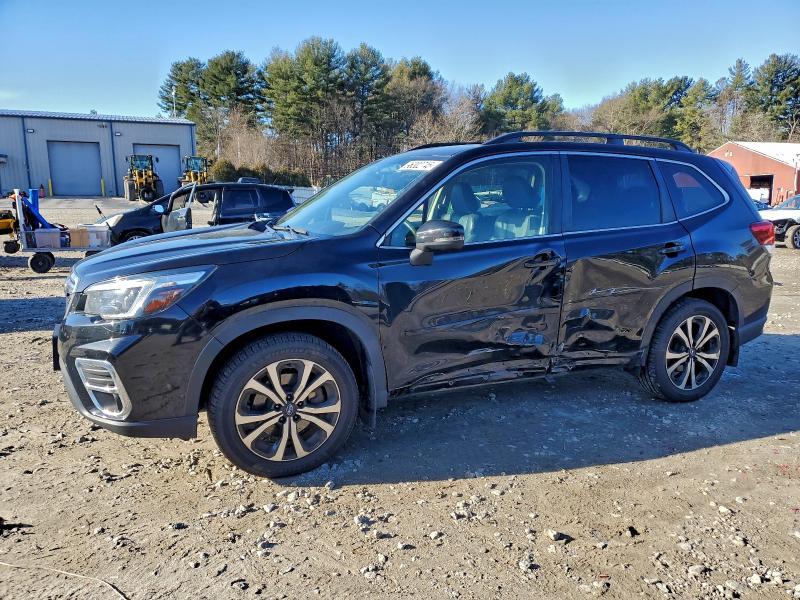 Subaru Forester 2021, VIN JF2SKAUC8MH455197, 3/5